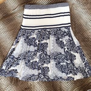Navy and white skirt 🌺 3/$20 or 4/$25